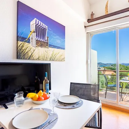 Daire Heraclee-1 By Interhome Saint-Tropez
